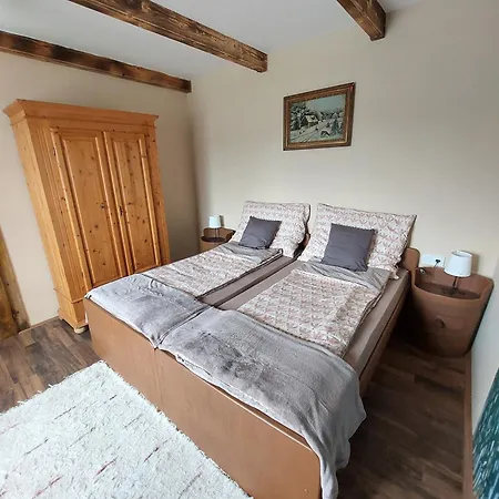 Apartment Damszarvas Vendeghaz *