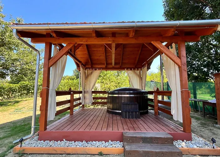 Apartament Damszarvas Vendeghaz