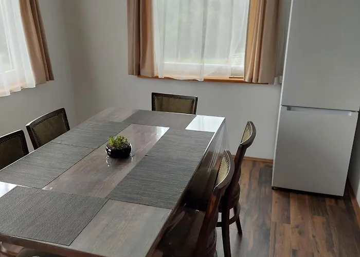 Apartament Damszarvas Vendeghaz *